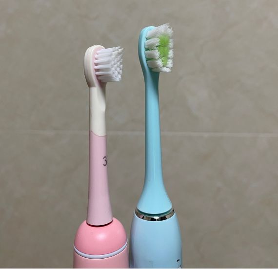 儿童选什么样的电动牙刷好,儿童软毛分龄护齿牙刷