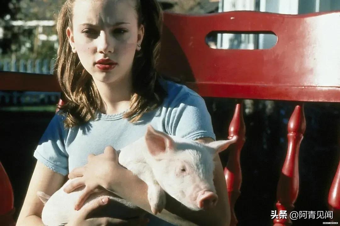 黑寡妇斯嘉丽约翰逊动图,黑寡妇斯嘉丽约翰逊主演的影片