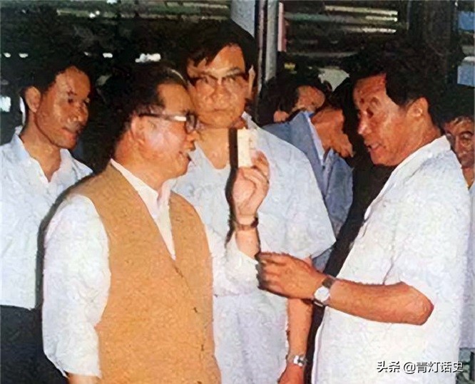 90年代抽红塔山属于什么档次,纪念褚时健的烟红塔山