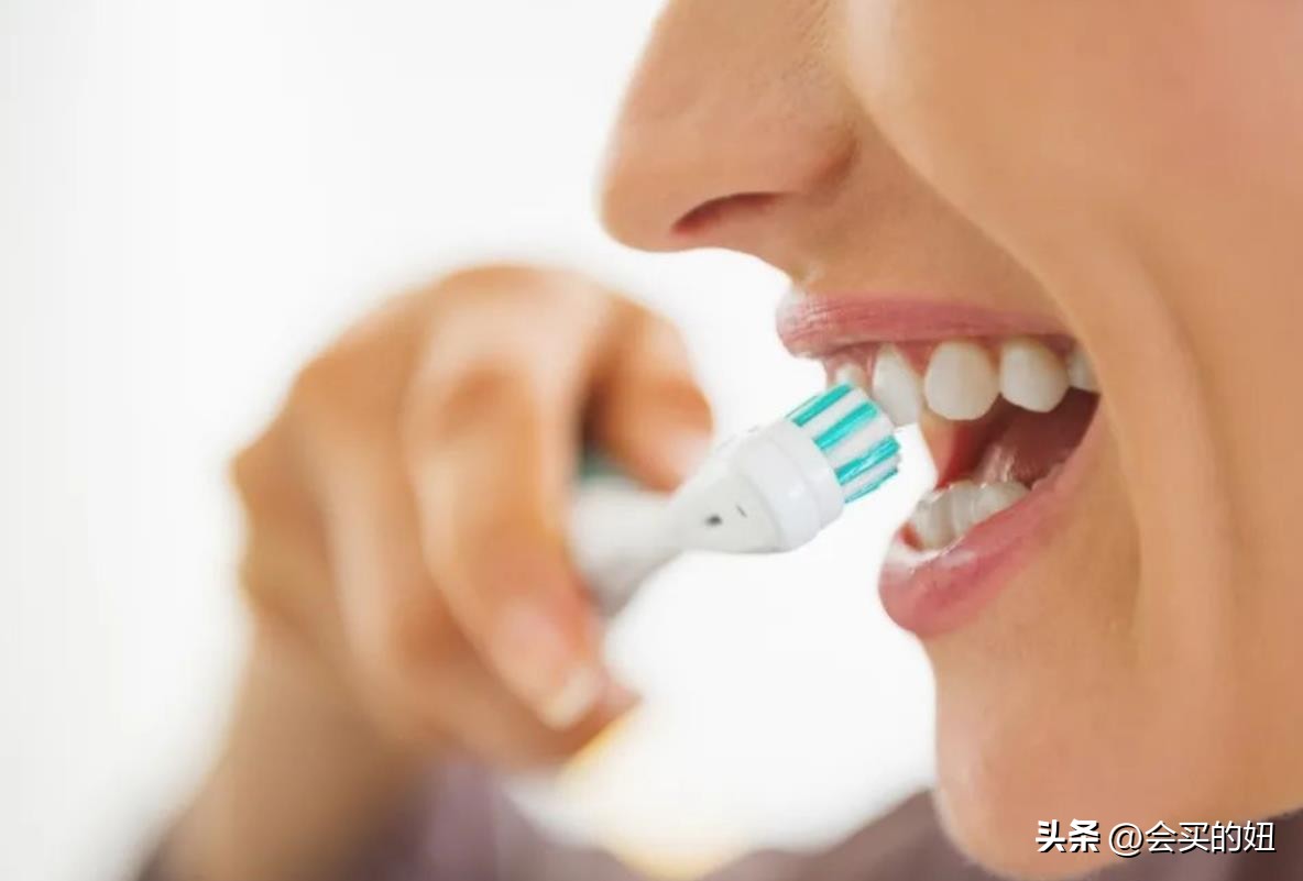 如何挑选一款好的电动牙刷,如何选购电动牙刷比较好