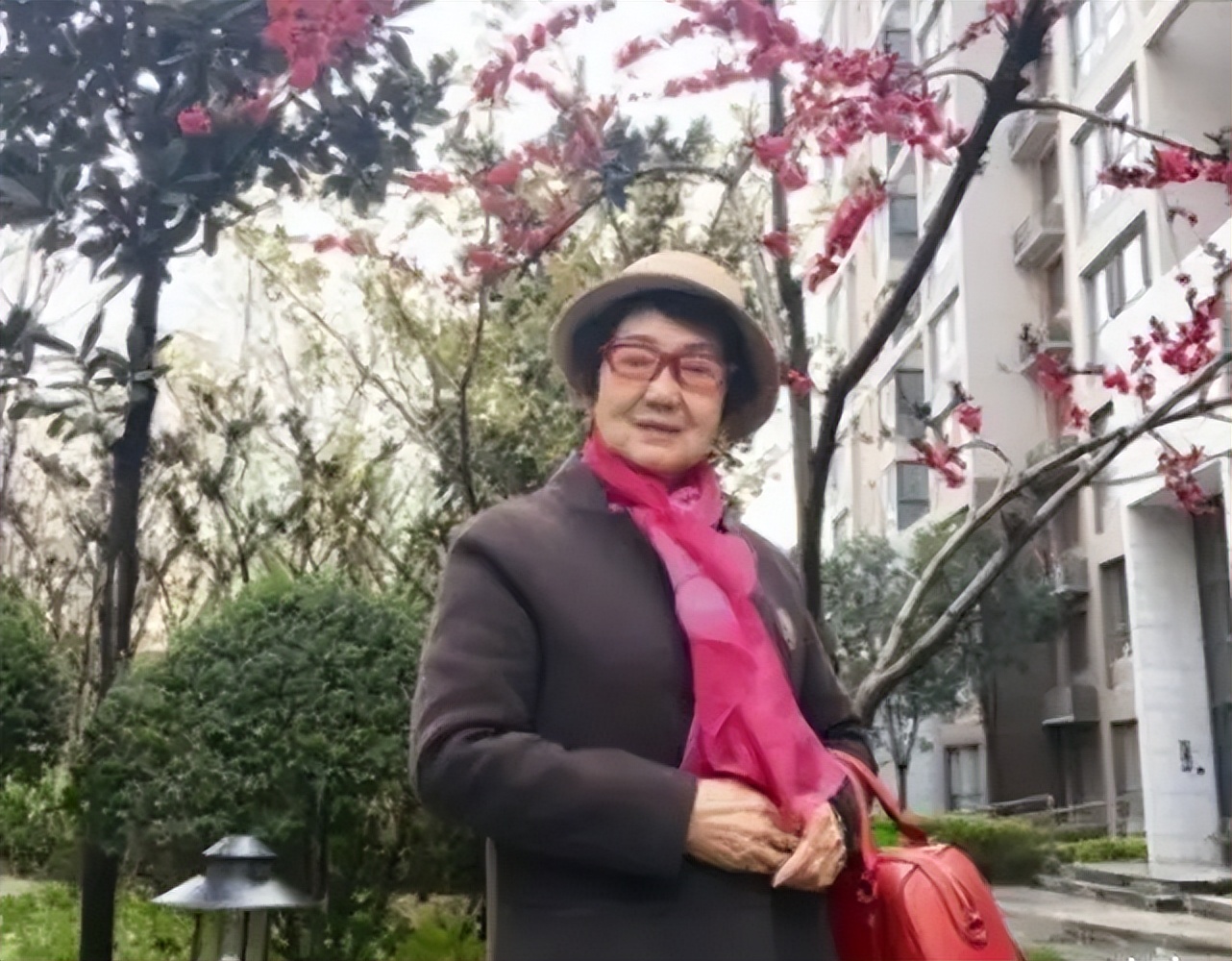 浙江女首富被判死缓,浙江女富豪判死刑