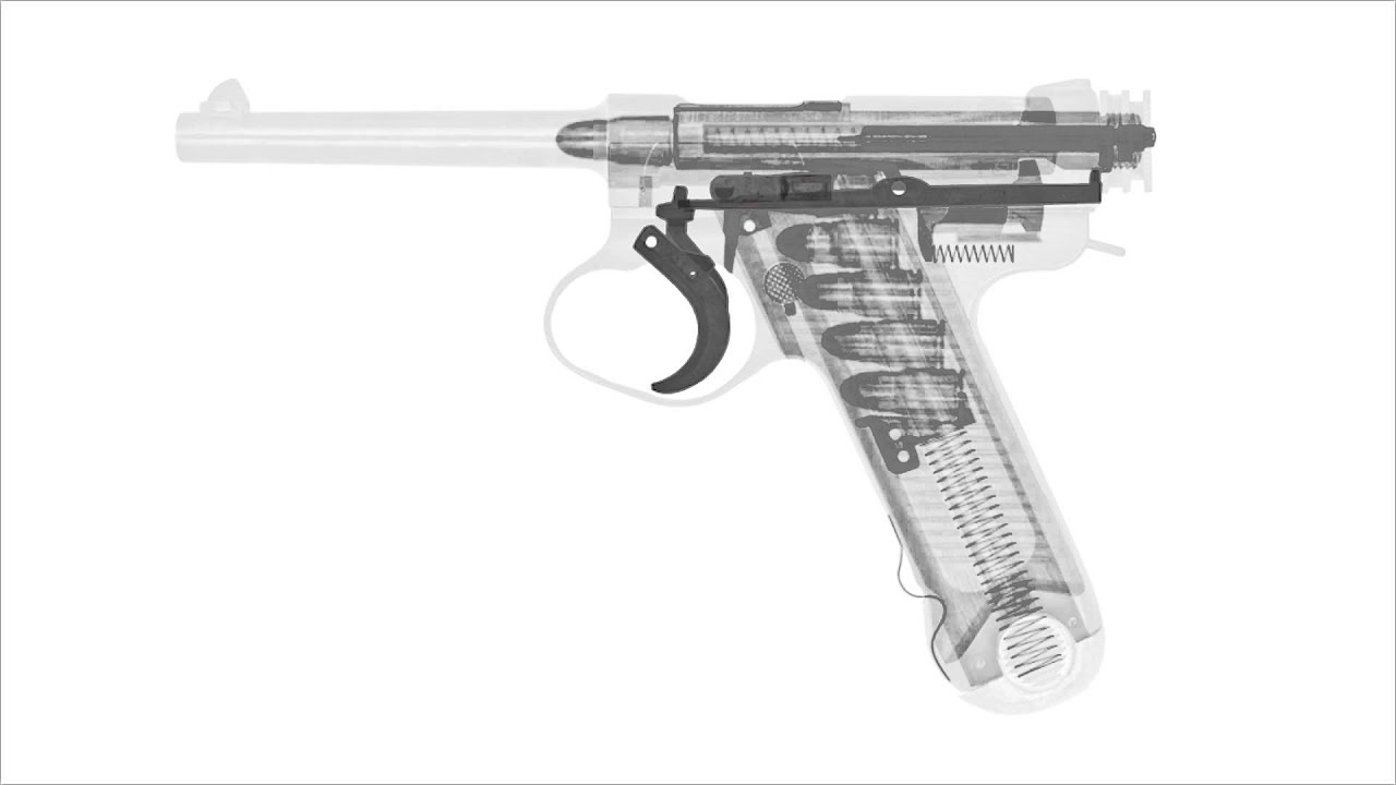 自杀都费劲的枪！日本手枪界的卧龙凤雏，南部十四式和他的兄弟