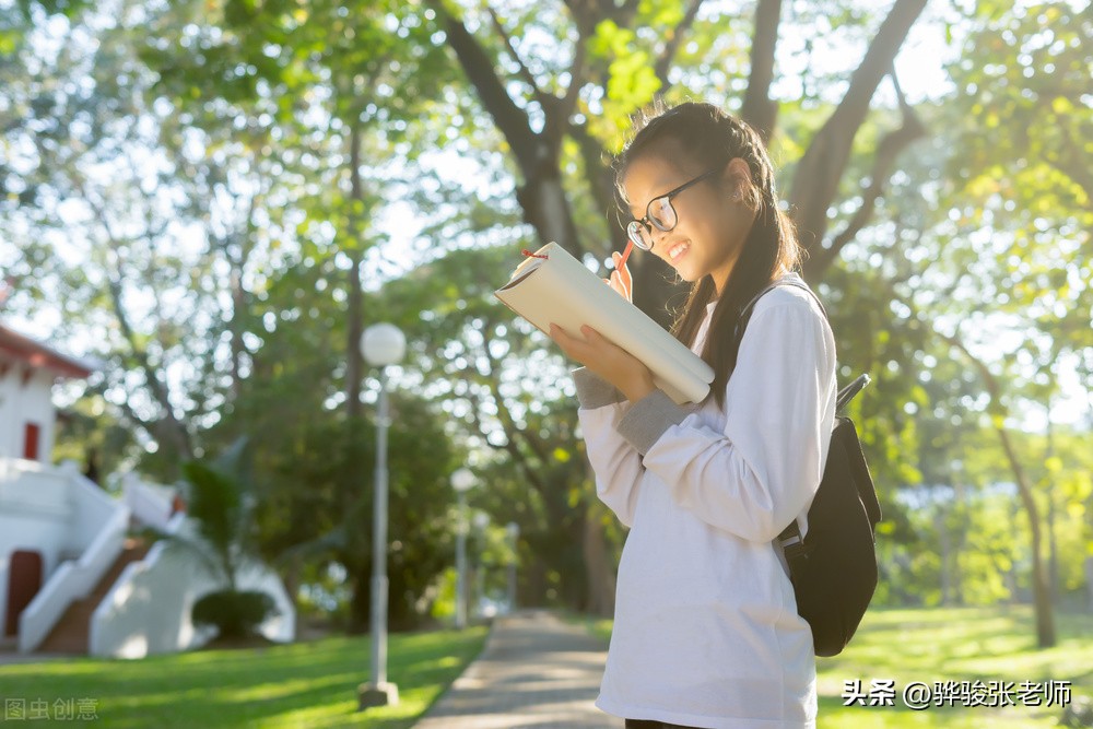 高考十大热门专业2023,国内饱受争议的9大高考专业