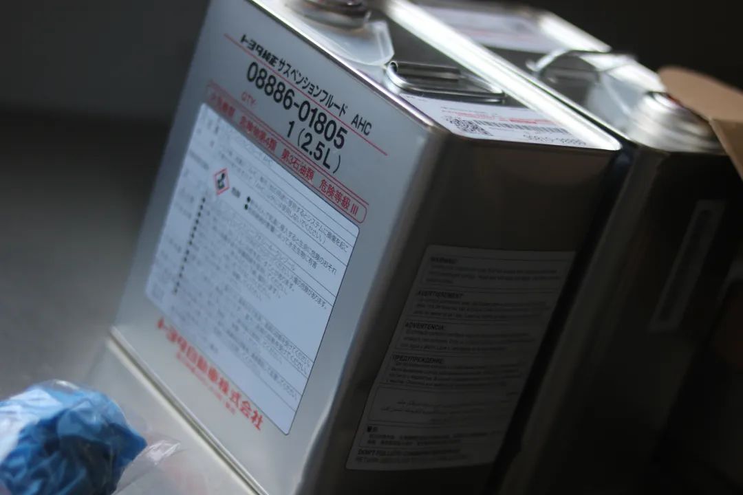 翻新陆巡lc100,陆巡lc100老款改装新款最佳案例