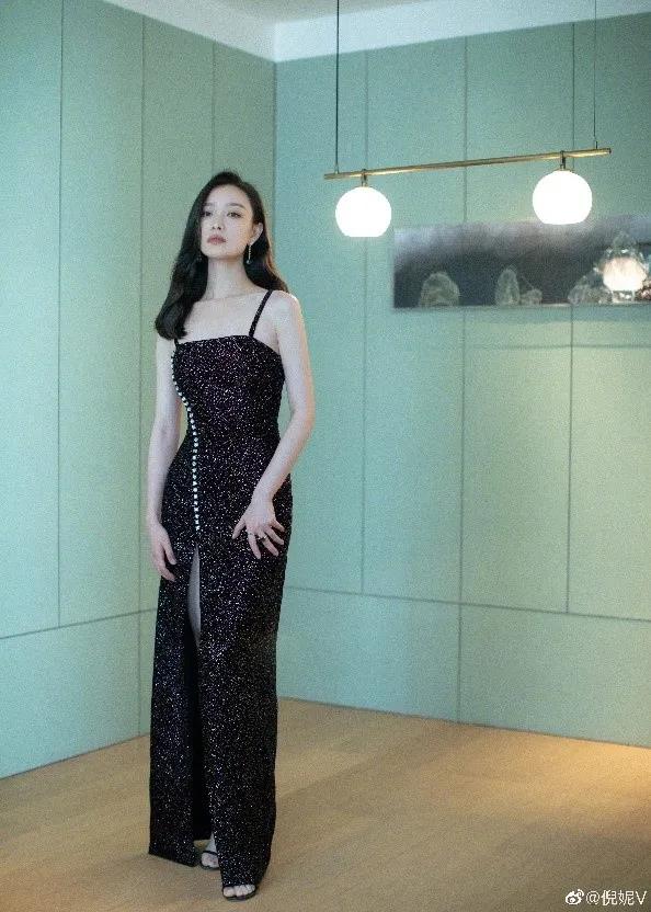 大脸妹子必选的三款发型,大脸额头窄适合什么发型