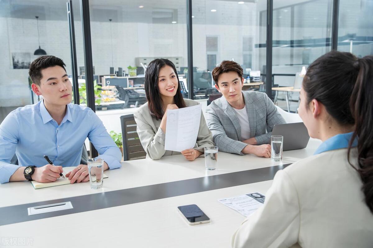 销售工作面试自我介绍一分钟模板,机械工程师面试自我介绍模板