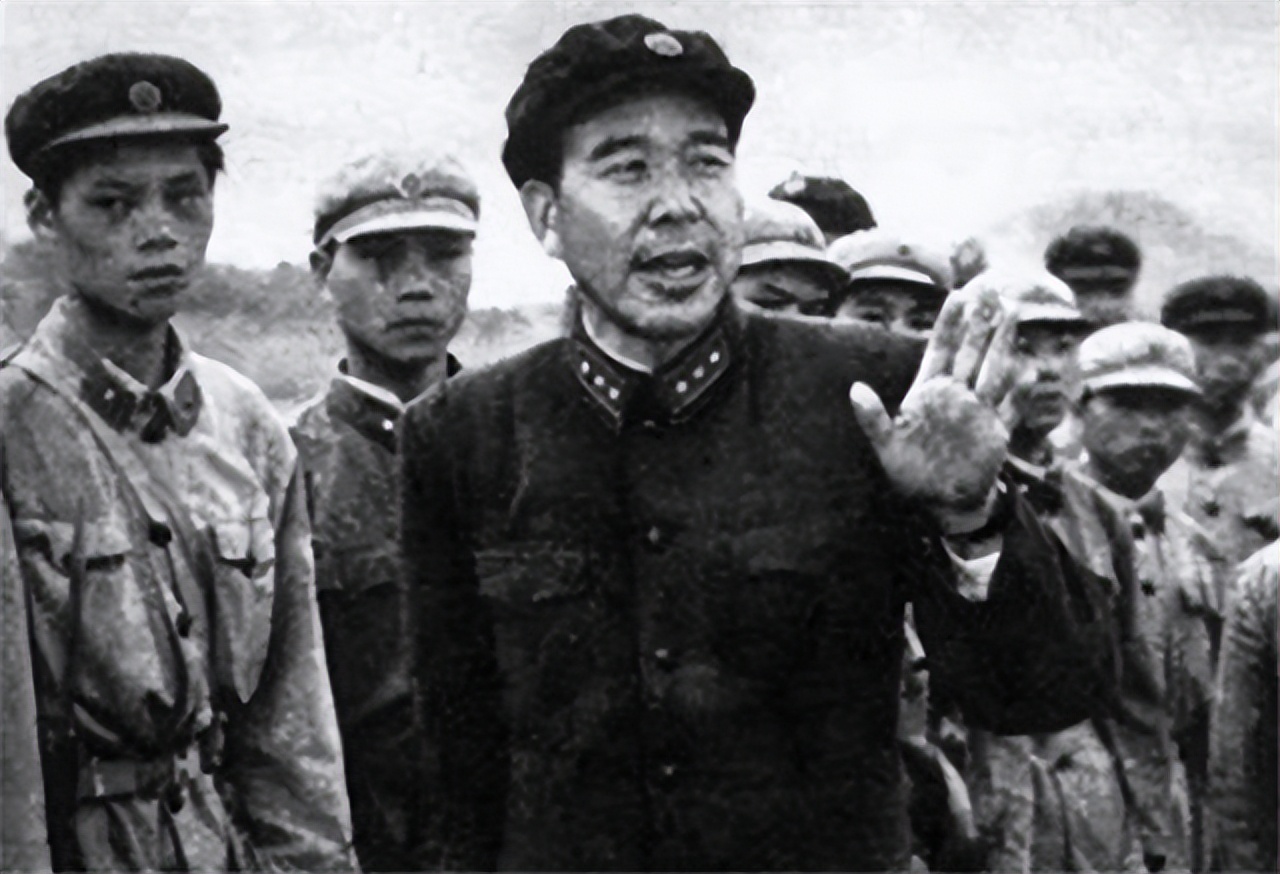 开国上将黄永胜弥留之际告诉了儿子什么?