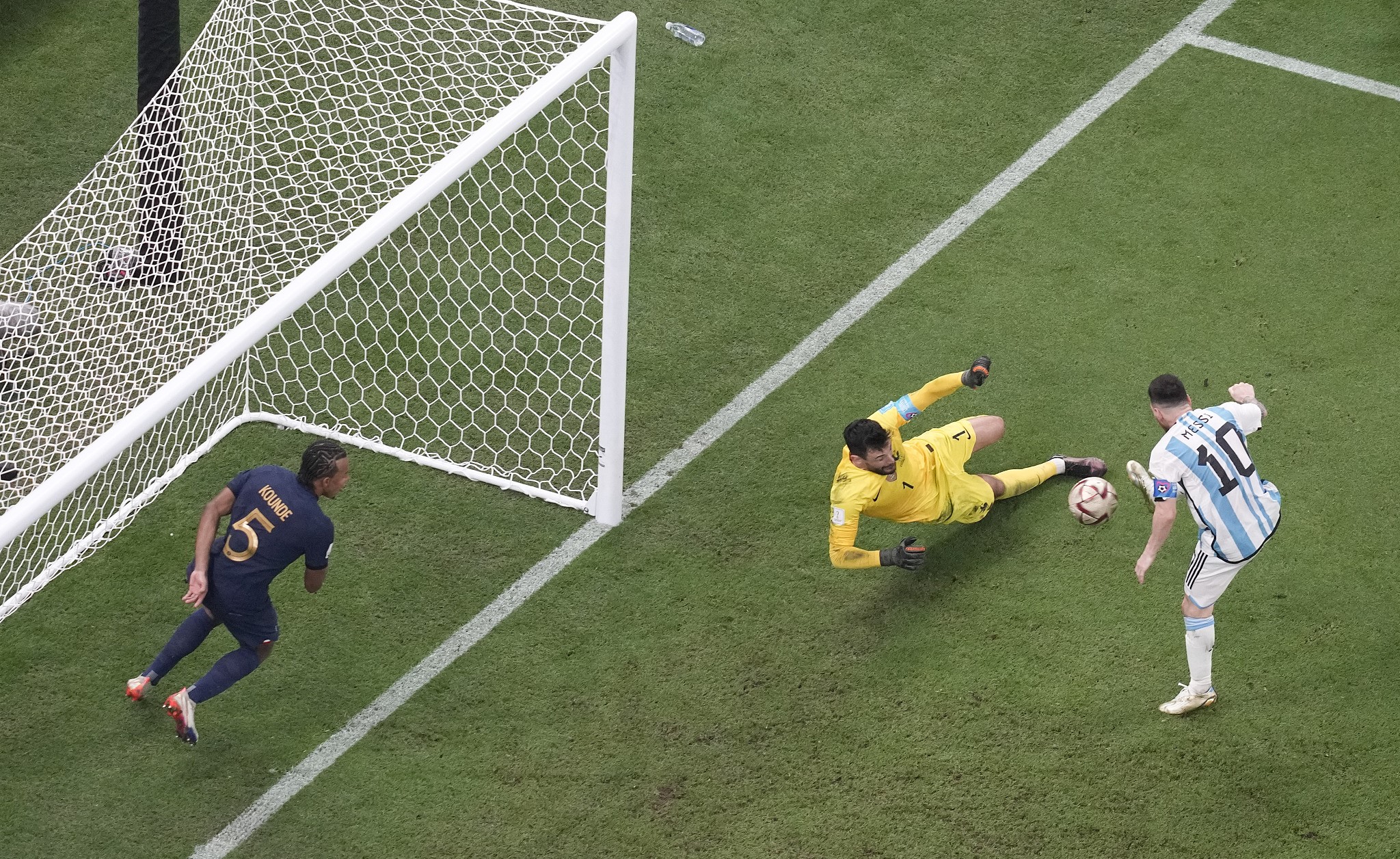 梅西的加时赛进球无效,梅西总决赛加时赛进球后球迷反应