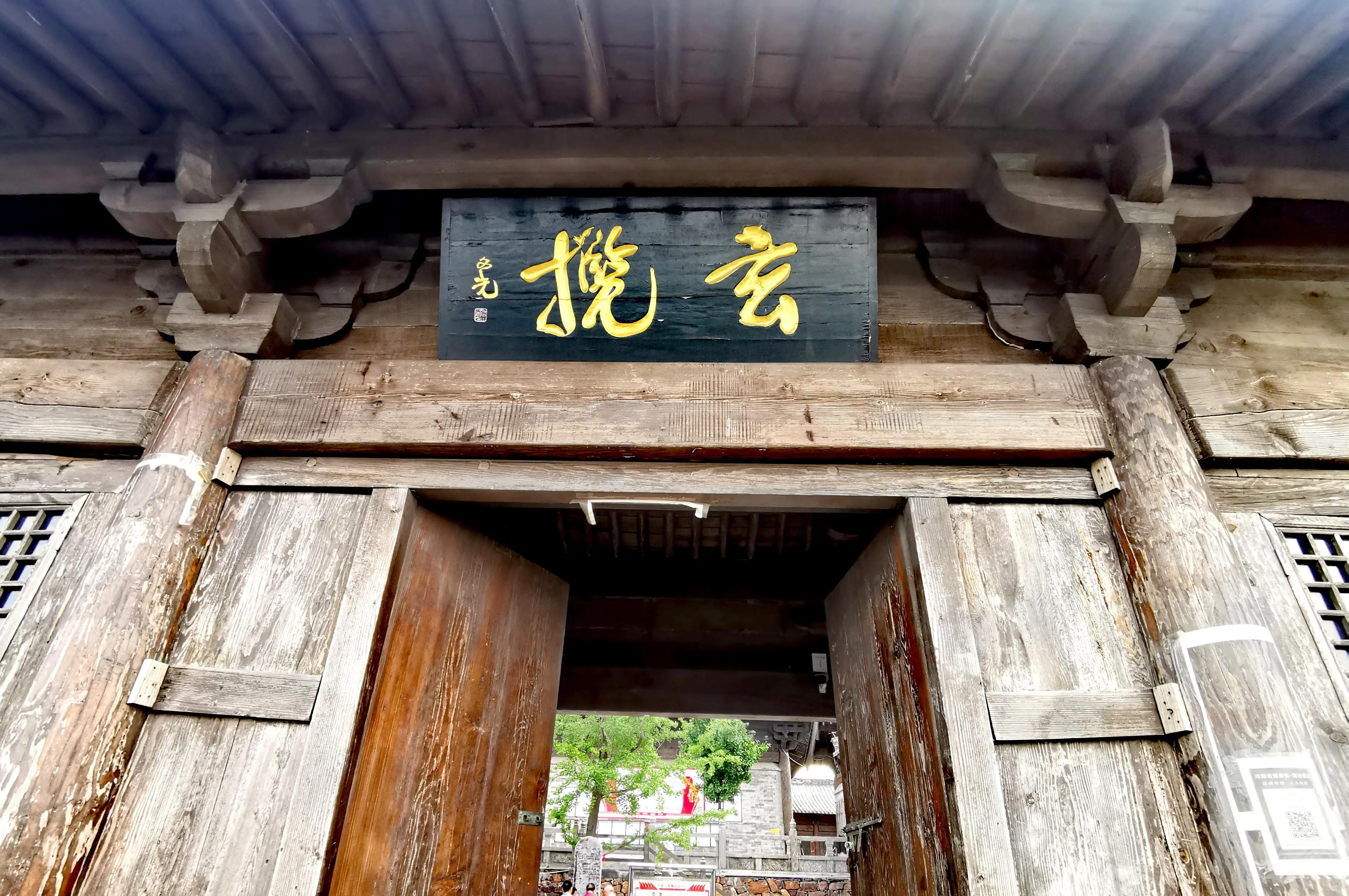 洛阳万安山好去处,洛阳万安山七彩大峡谷