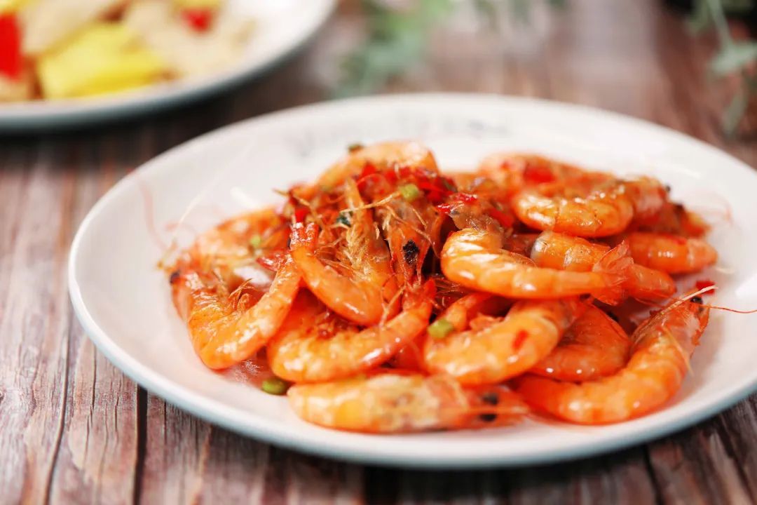 九节虾和竹节虾有啥区别,竹节虾和基围虾哪种虾好