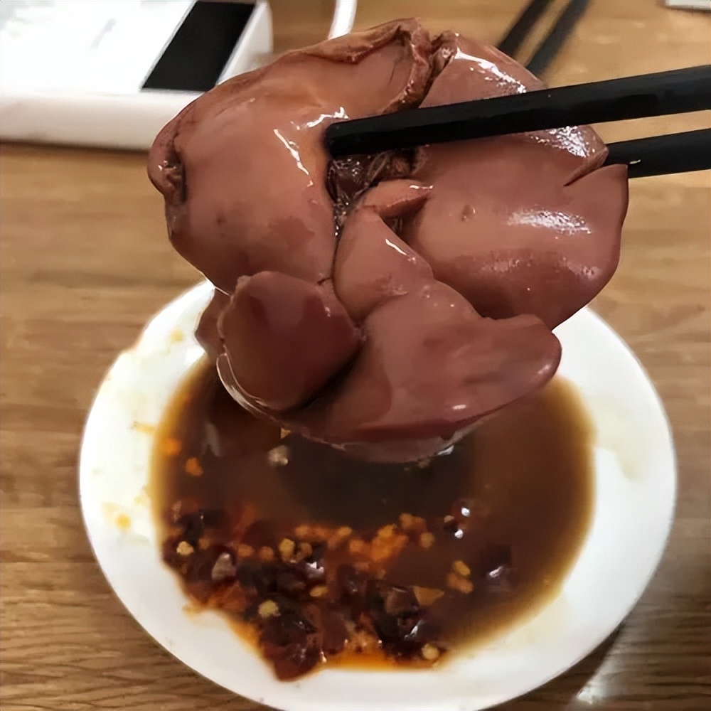 鸡肝忌食什么,鸡肝为什么不建议多吃