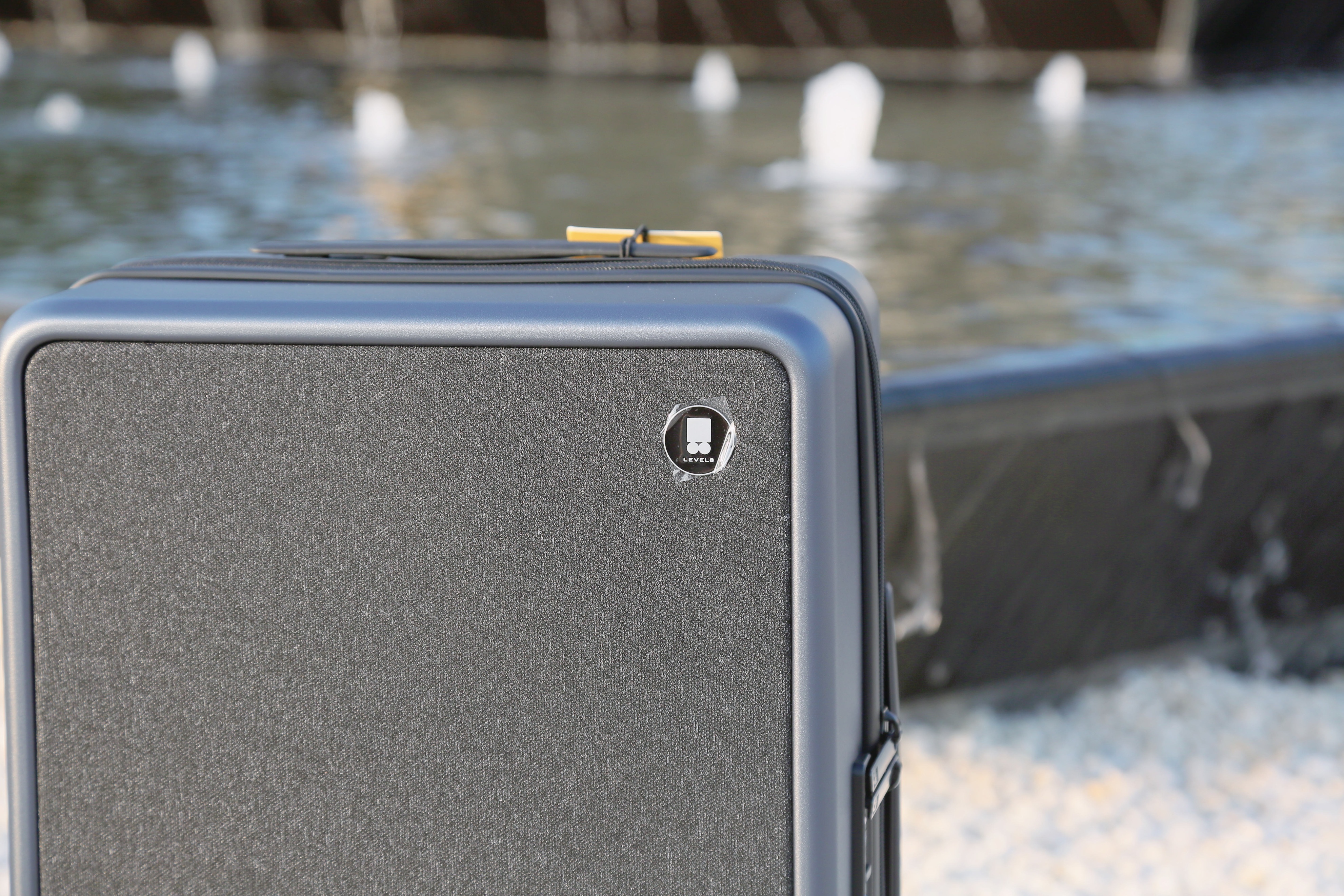 地平线8号行李箱和小米90分旅行箱,行李箱高颜值容量大地平线8号