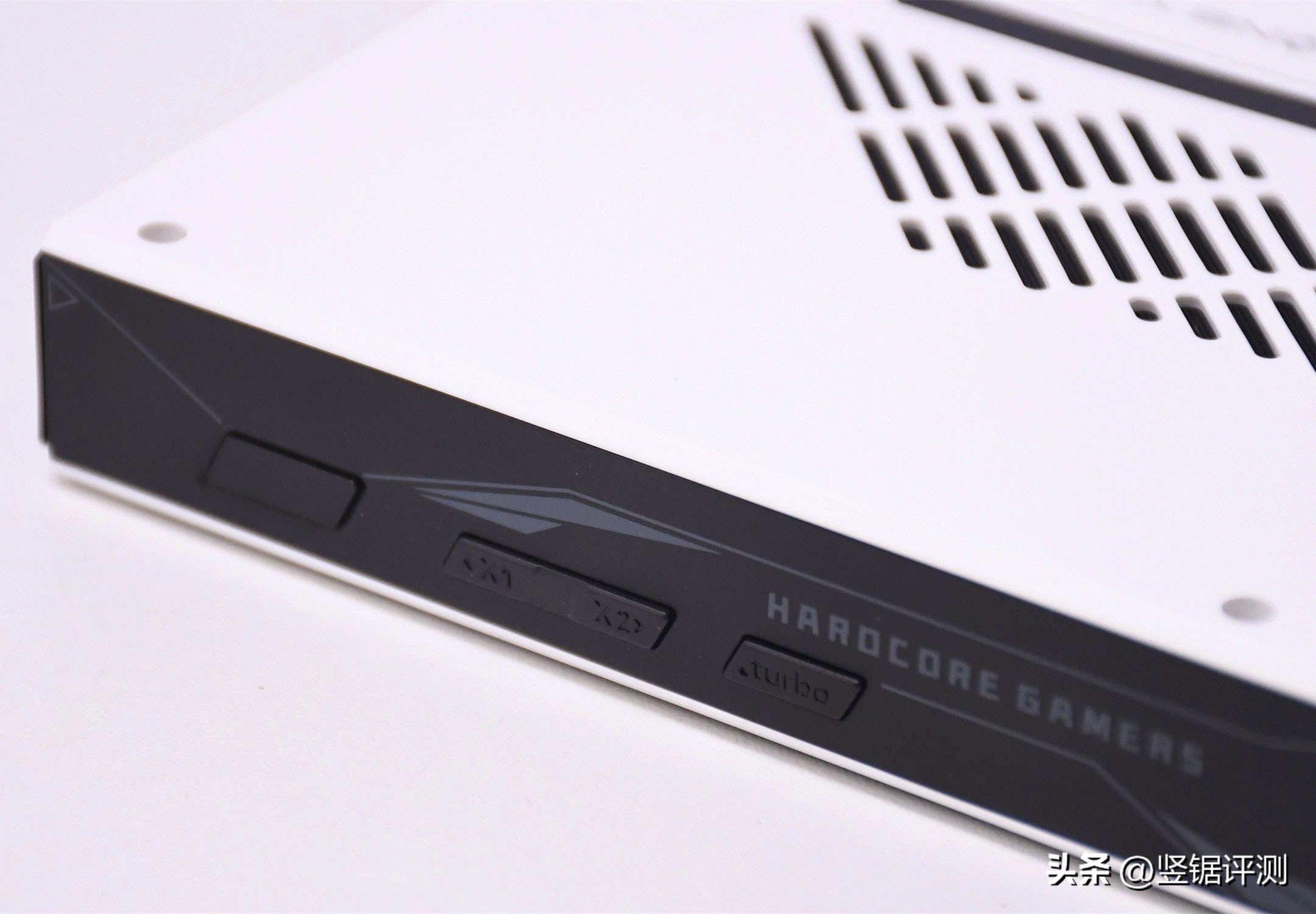 掌机多面手onexplayer2掌机评测,最新onexplayer2评测