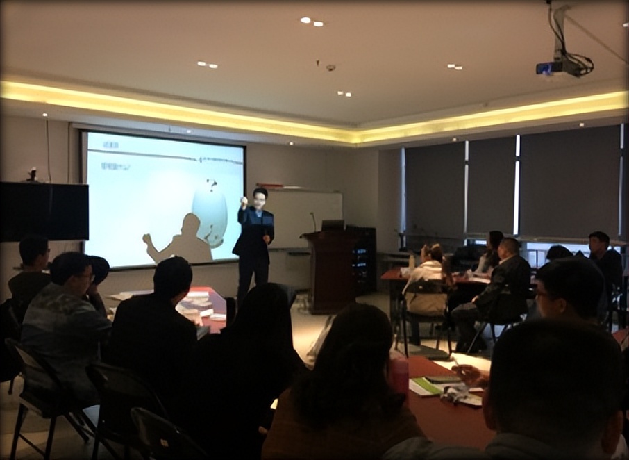 秦银峰老师管理技能实战专家