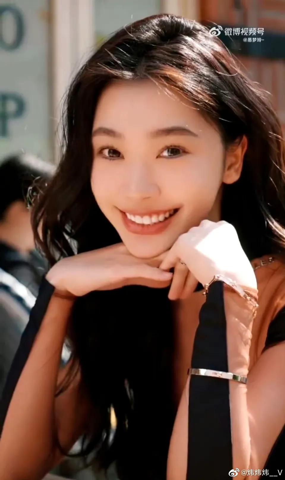 网红易梦玲整过容吗,网红易梦玲演戏