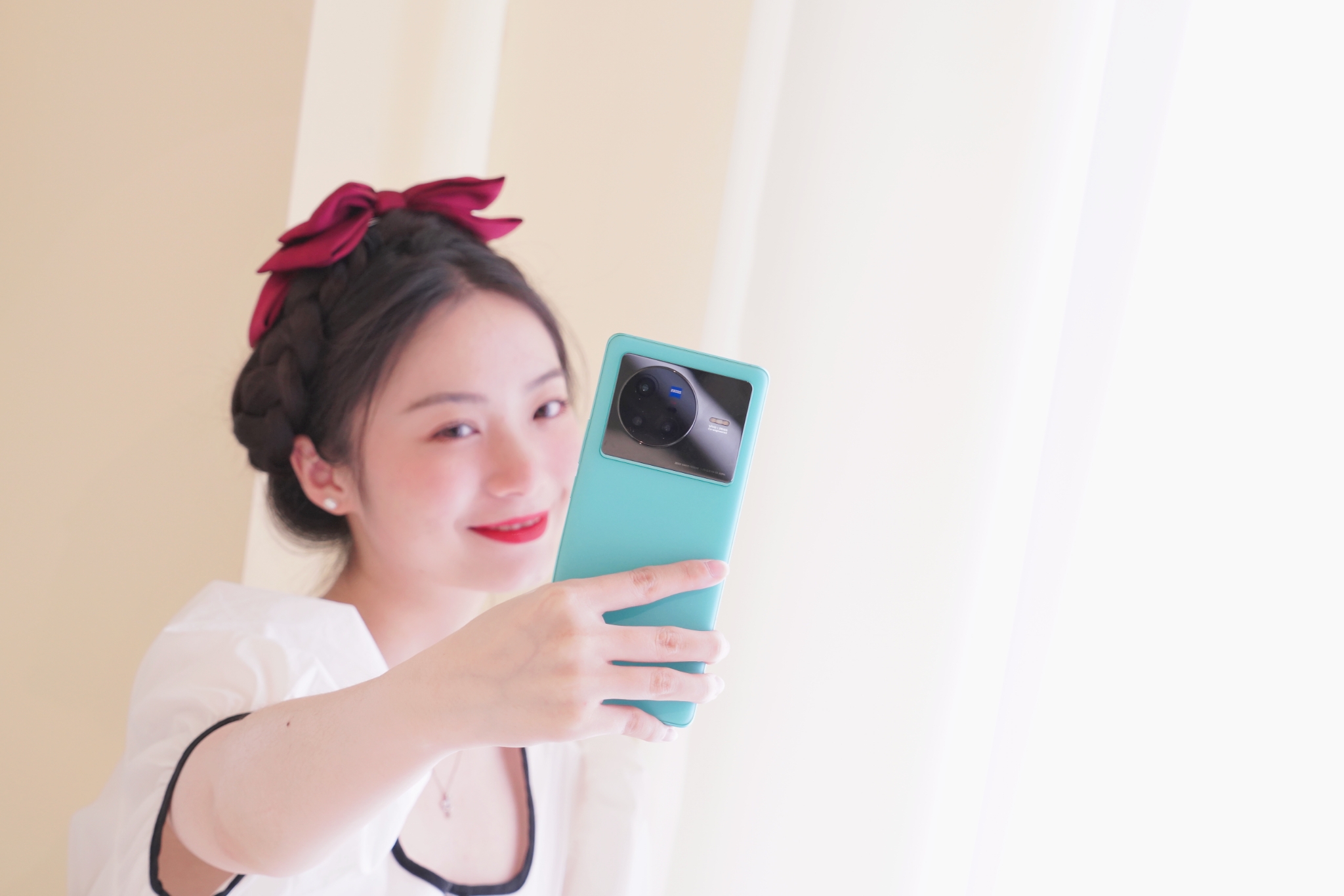 vivox80pro天玑9000吃鸡画质,vivox80pro旅程版抗摔测试