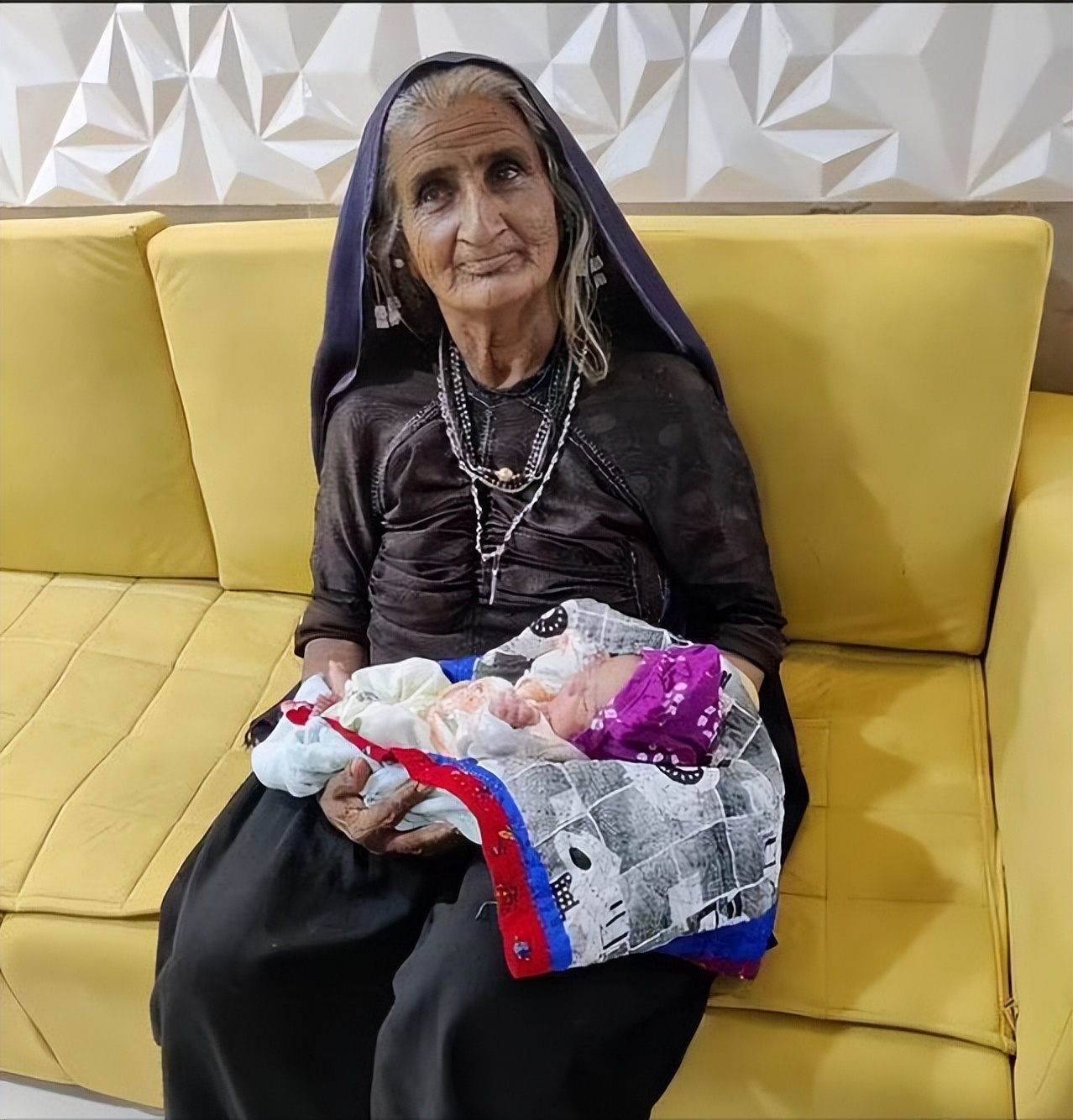 七旬老太意外怀孕新闻,67岁老太意外怀孕