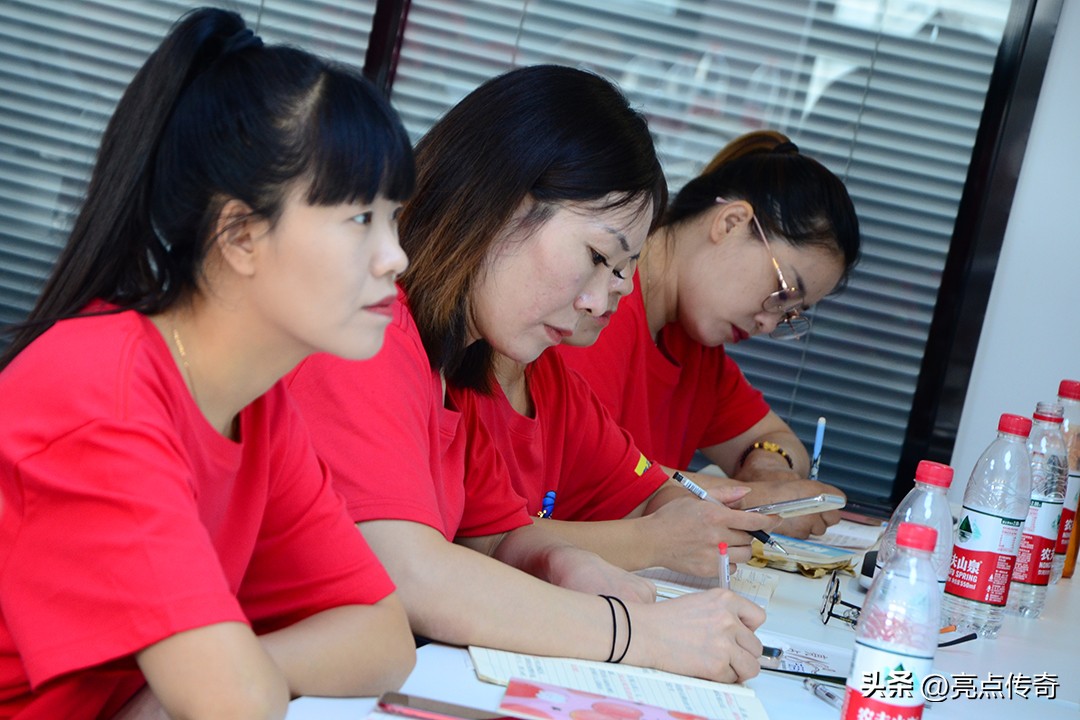 流金铄石火热八月—河南亮点集团2022年新入职人员集训会圆满成功