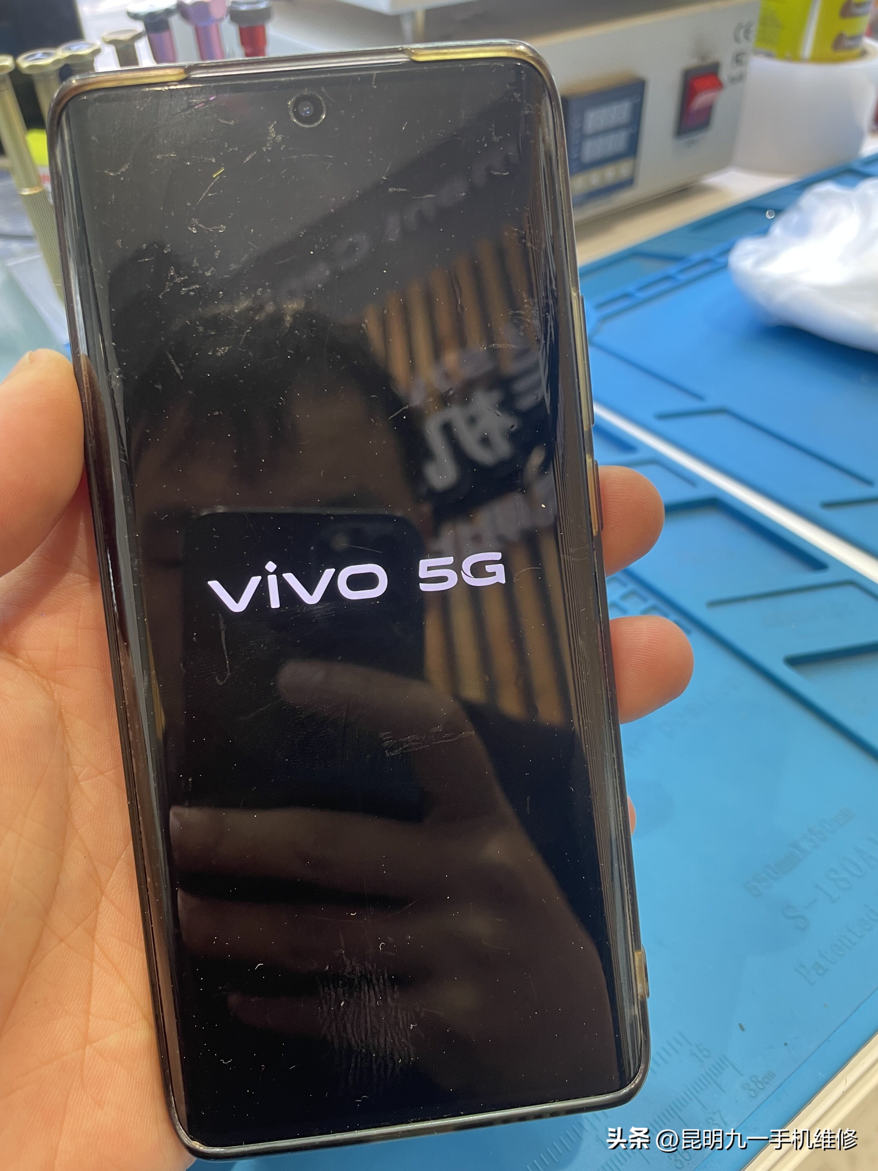 vivox60自动重启不开机哪里能修,vivox60手机死机开不了机了咋办