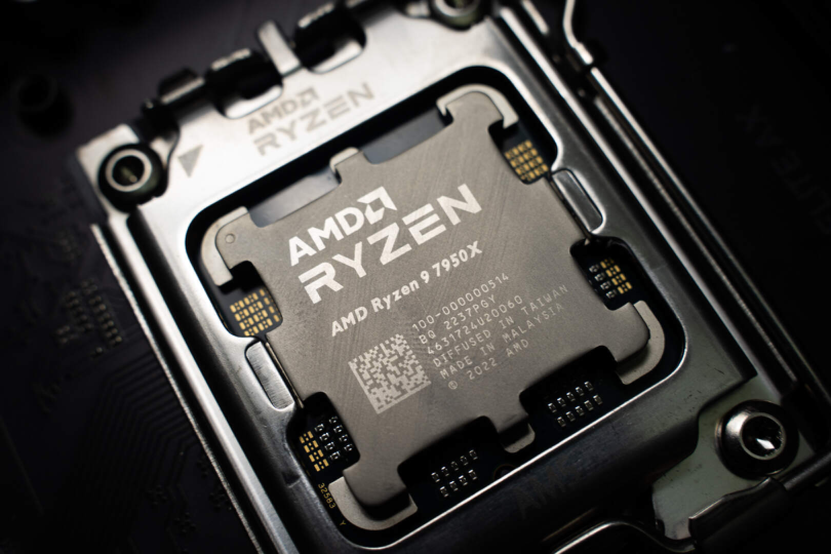 为买大house支出一个月生活费值哭：7950X装机手记