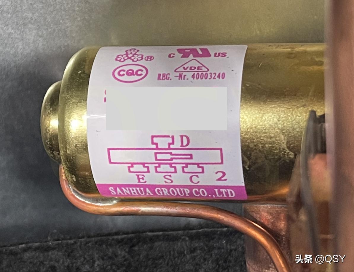 美的空调旋耀2匹讲解,美的旋耀1.5匹挂式空调拆解