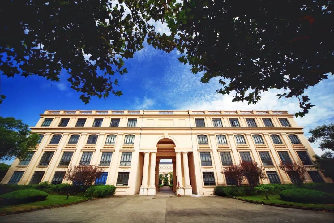 【速看汇总】上海外国语大学2022年招生专业全纪录！