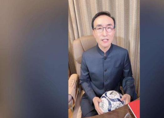 李佳航谈国足微博截图,李佳航足球言论