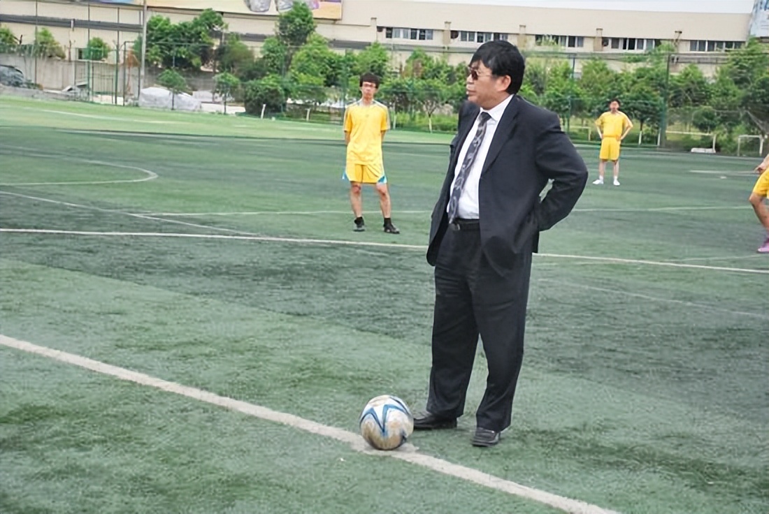 足球聂卫平,聂卫平足球四大决策