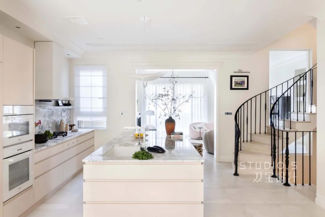 欧式别墅的院子怎么装修,欧式风格房子怎么改成简约风格