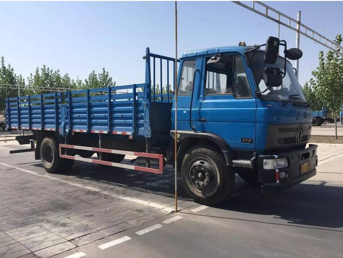 多年以前,我应聘到一个大厂做成品仓库主管,手下有28个人