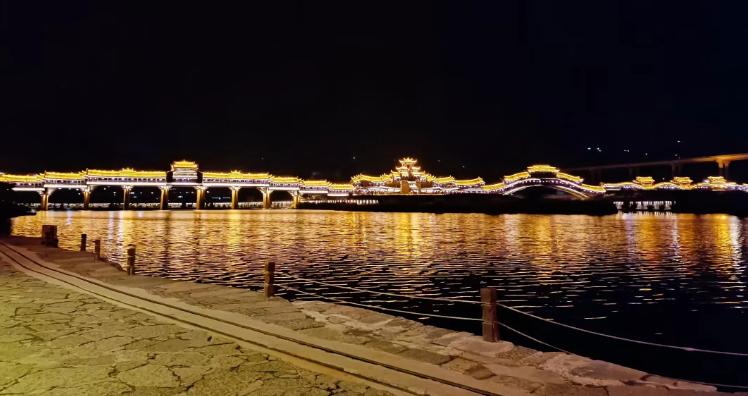 西安到北海自驾过路费是多少,西安到北海自驾在哪里住一天合适