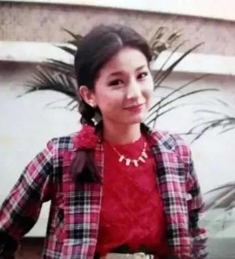 80年代港台最有名气的女歌星,90年代一位可爱的女歌星