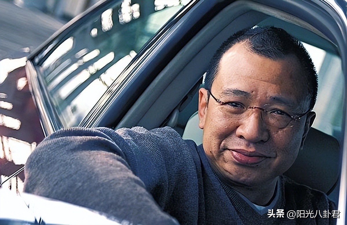 12位港星豪宅,定居内地的10位过气港星