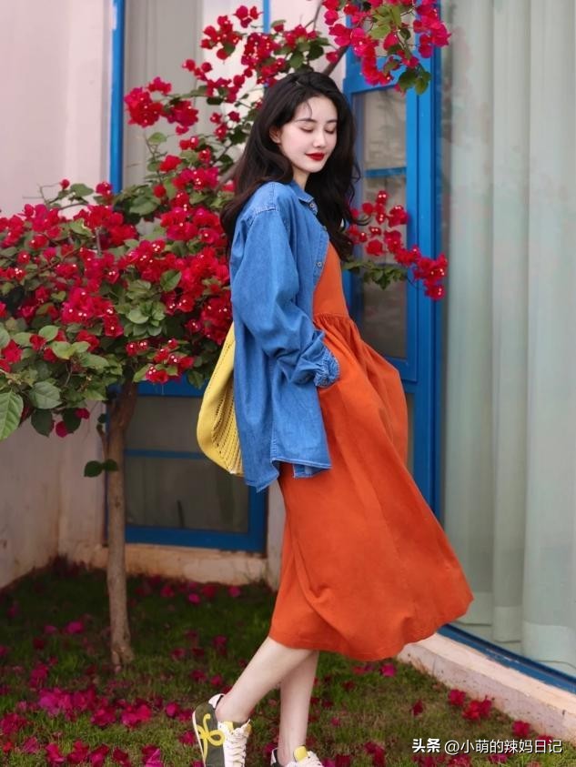 无袖背心裙怎样穿好看,背心裙怎么穿好看