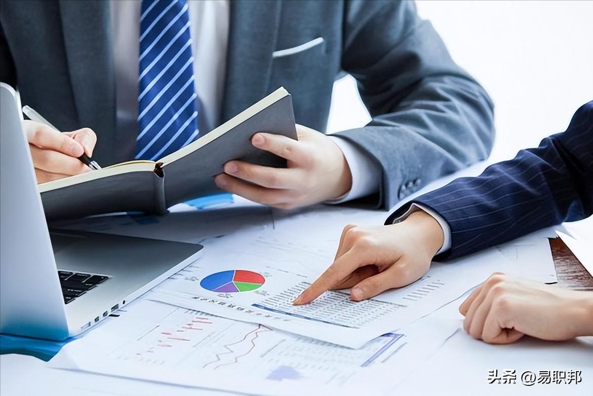 未来比较吃香的4个证书，如果到手就业容易很多，大学时能考就考