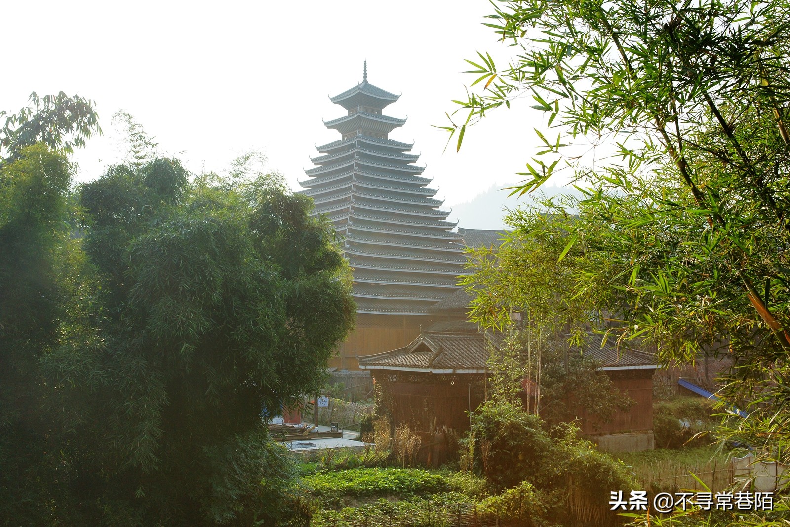 这里有许多历史悠久的古镇,从历史中走来的古镇