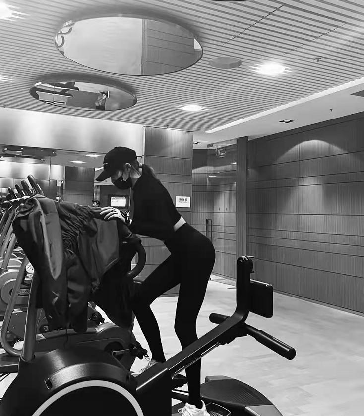 关晓彤瘦腿瘦身方法,关晓彤的瘦腿操燃脂