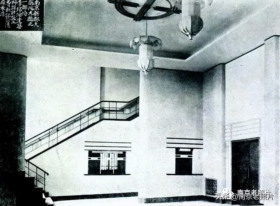 胜利已不在新街口