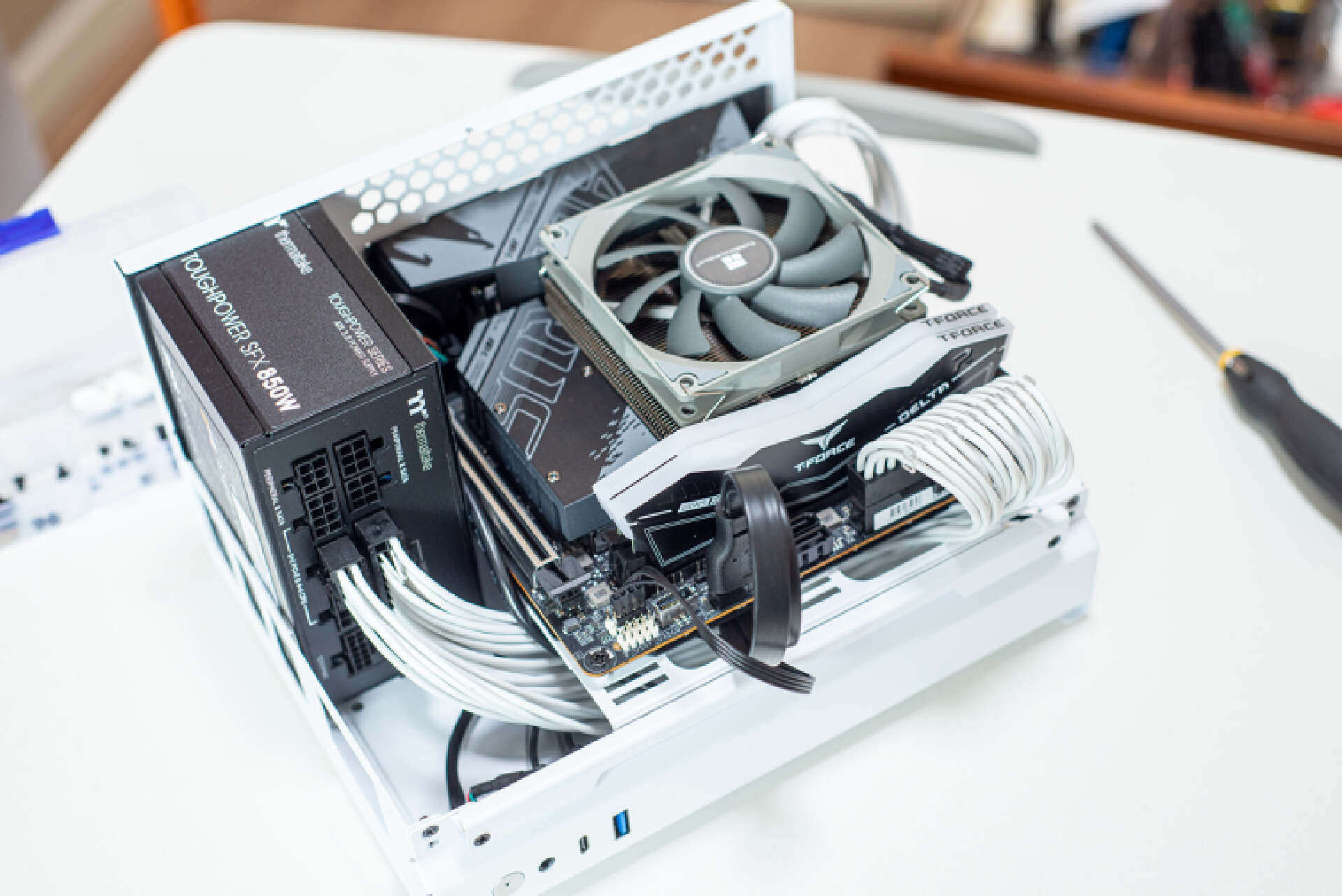 打造一台电脑,e24机械大师