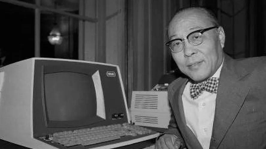 鲍尔默为什么20亿收购快船,蔡崇信和鲍尔默比赛视频