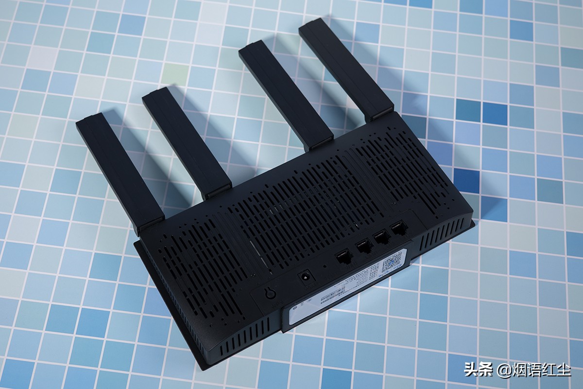 换了新路由，看大片再也不卡顿了