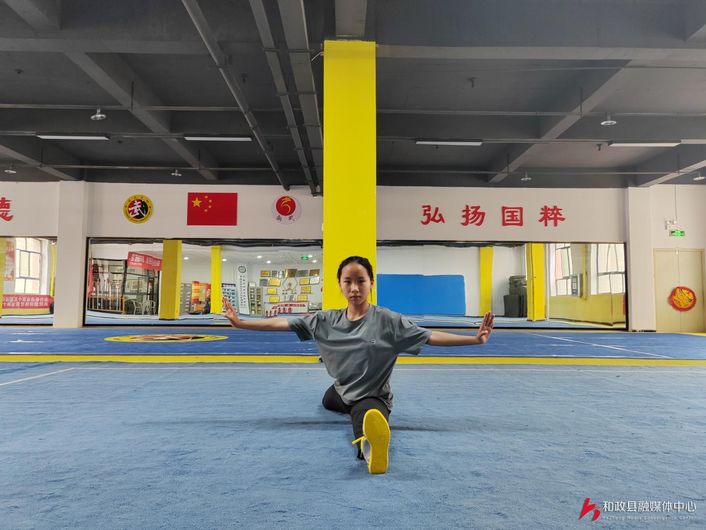 和政县选手任慧萌在甘肃省第十五届运动会上夺得银牌