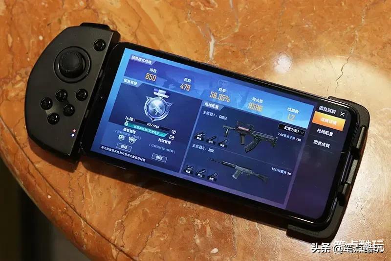 手柄键鼠转换器,可以玩手游吃鸡的键盘鼠标转换器