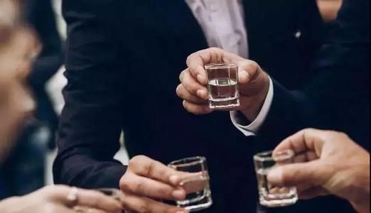 浓香型白酒窖龄二十年好吗,年份原浆1979原窖