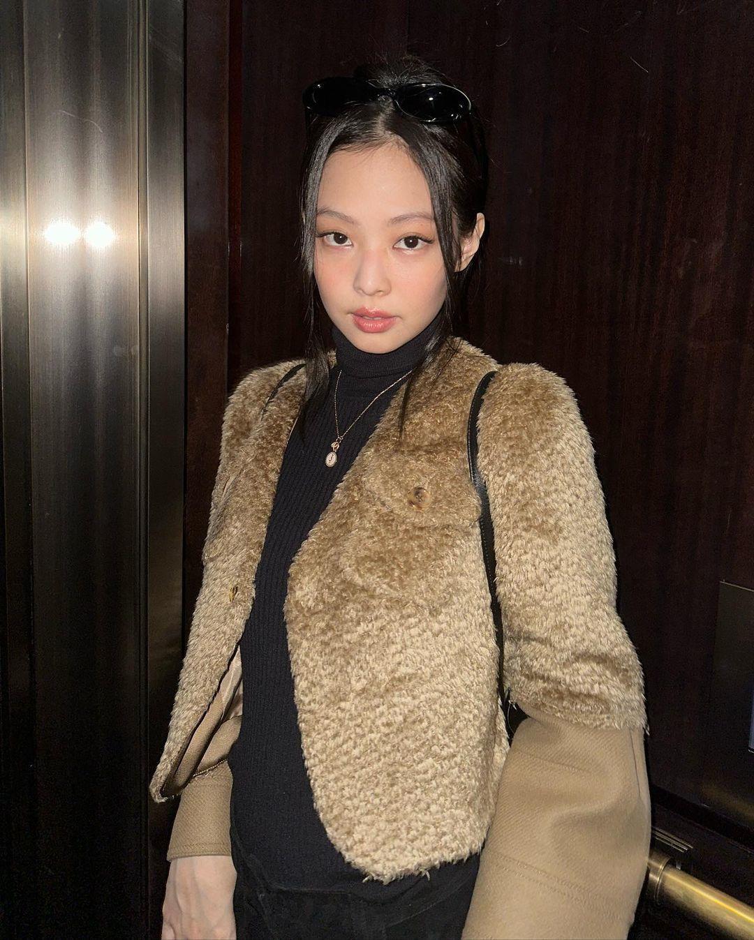 blackpinkjennie红衣服,blackpinkjennie的衣服很美