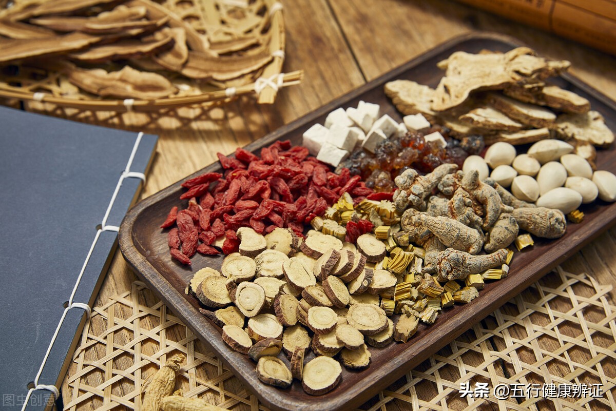 反酸口苦到底是胃不好还是肝不好,萎缩胃炎口苦是肝胃不和吗