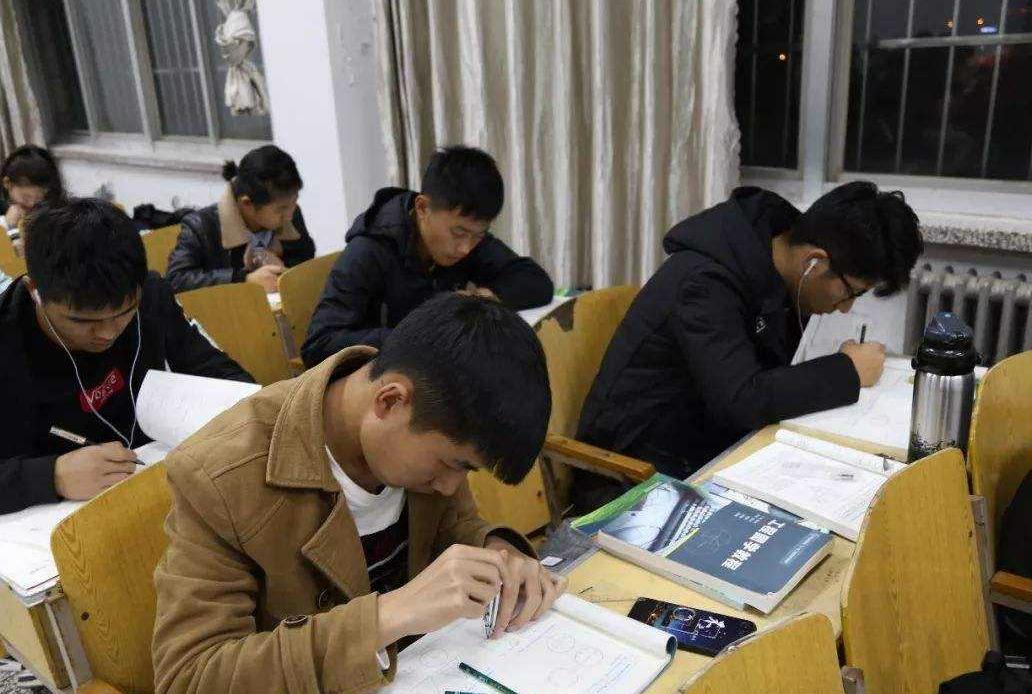 放弃三本选大专对吗,放弃民办二本选择公办专科的忠告