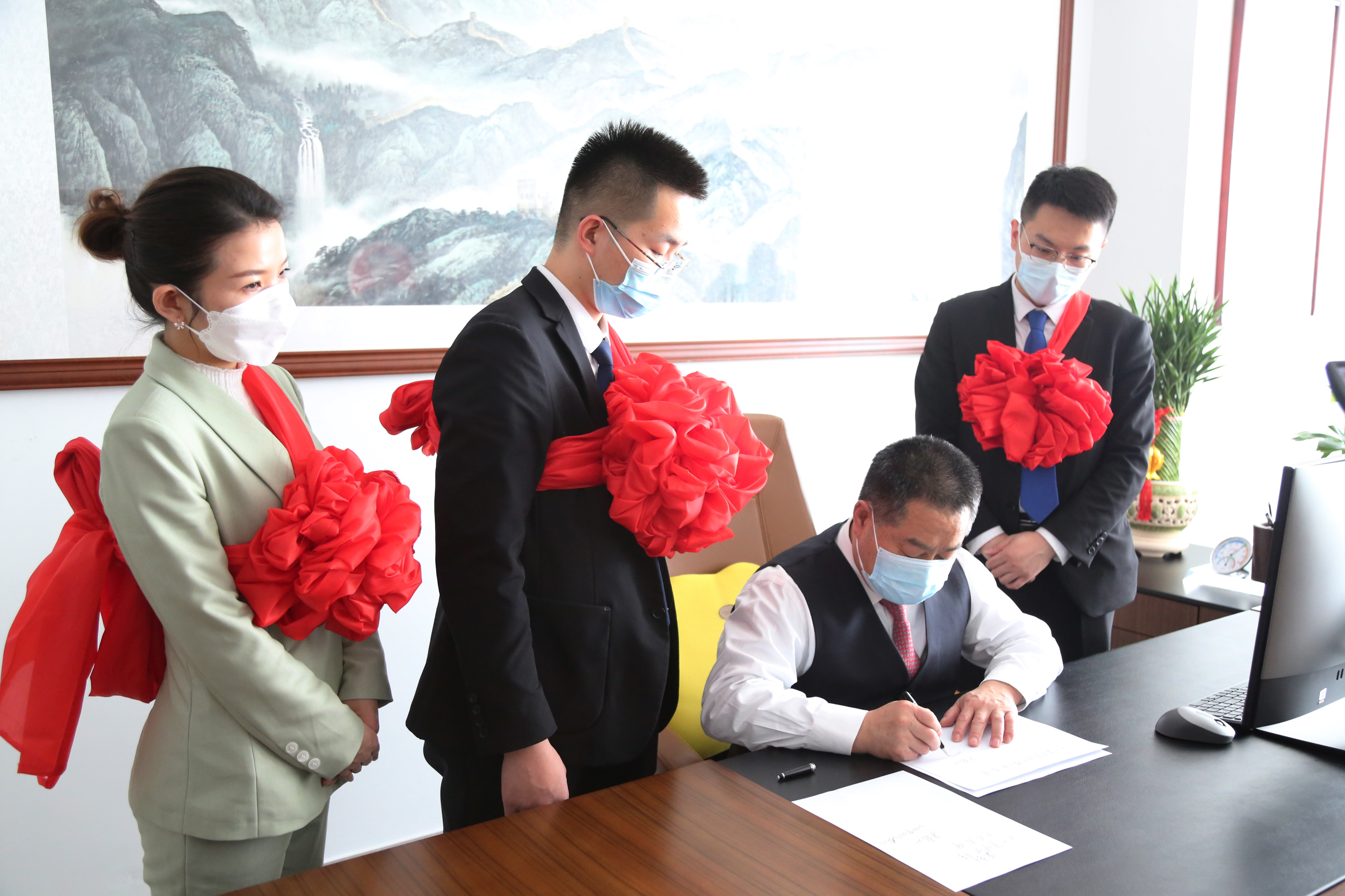 天山集团总部图片,天山集团公司地址