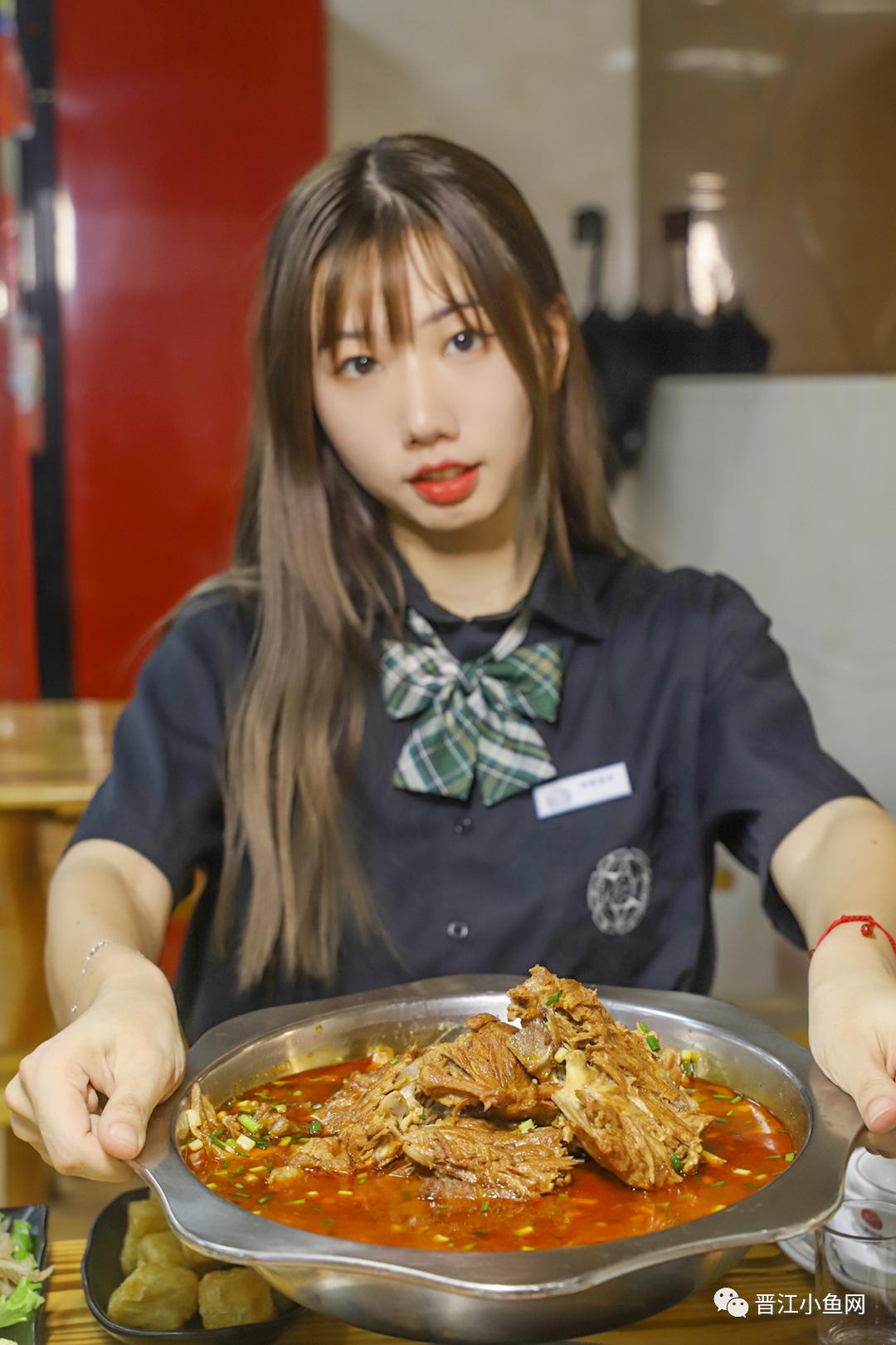 肉！肉！肉！「手撕大骨头」登陆晋江！比拳头还大