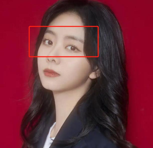 方脸和高颧骨怎么抗老,高颧骨好看还是低颧骨抗老